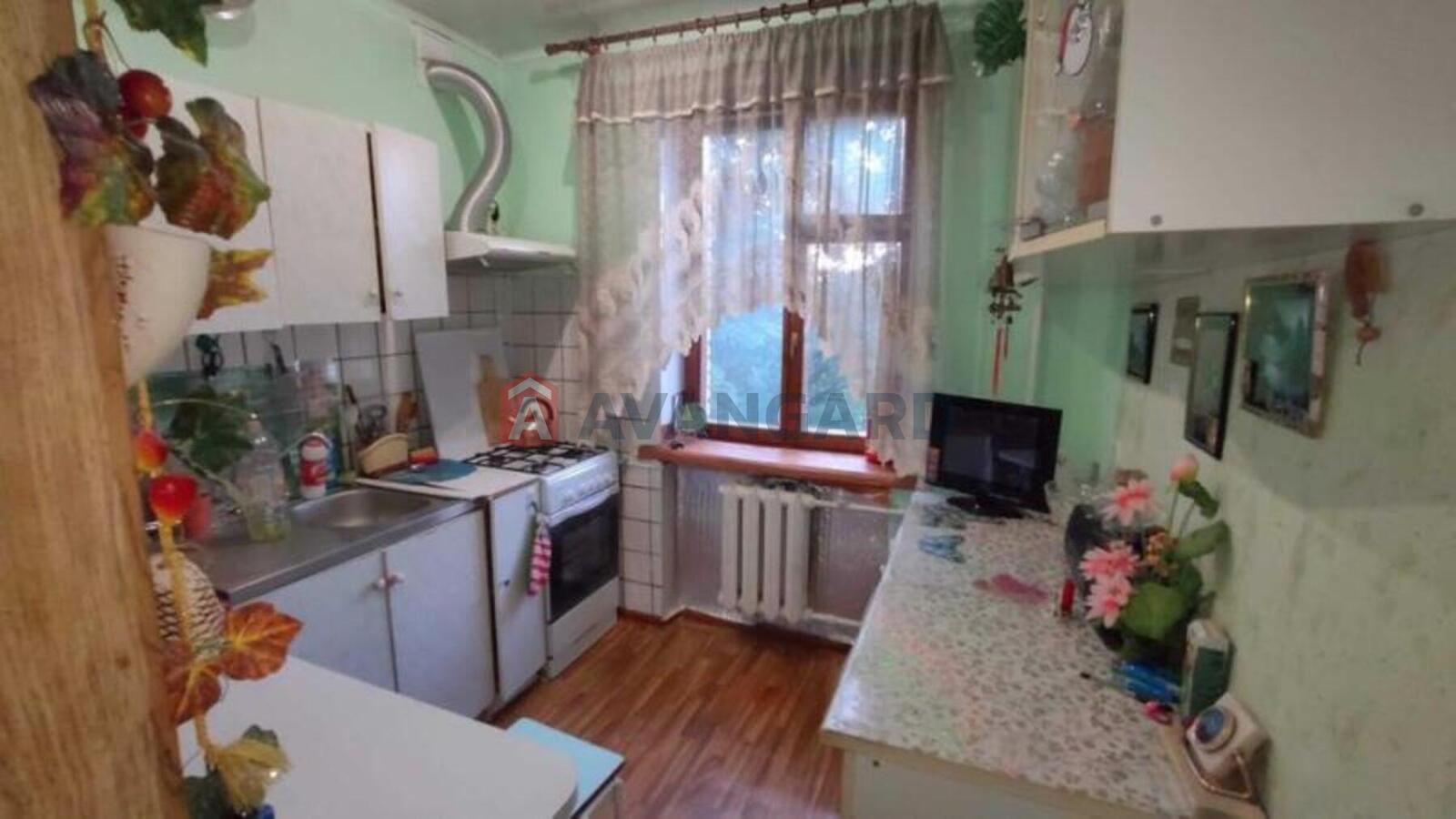 2 ����. ��������, 45/-/6 ��. �., 5/5 ���� ���� 1