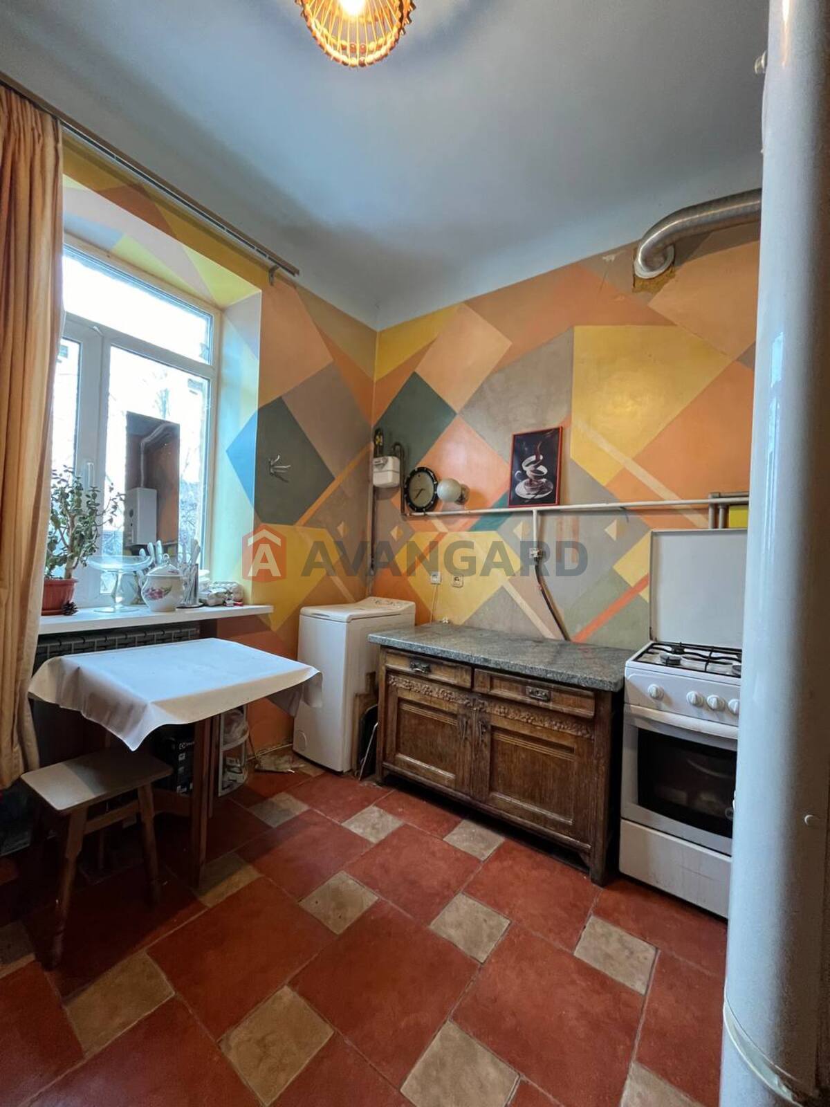 2 ��. ��������, 58/-/9 ��. �., 2/2 ������ ���� 6