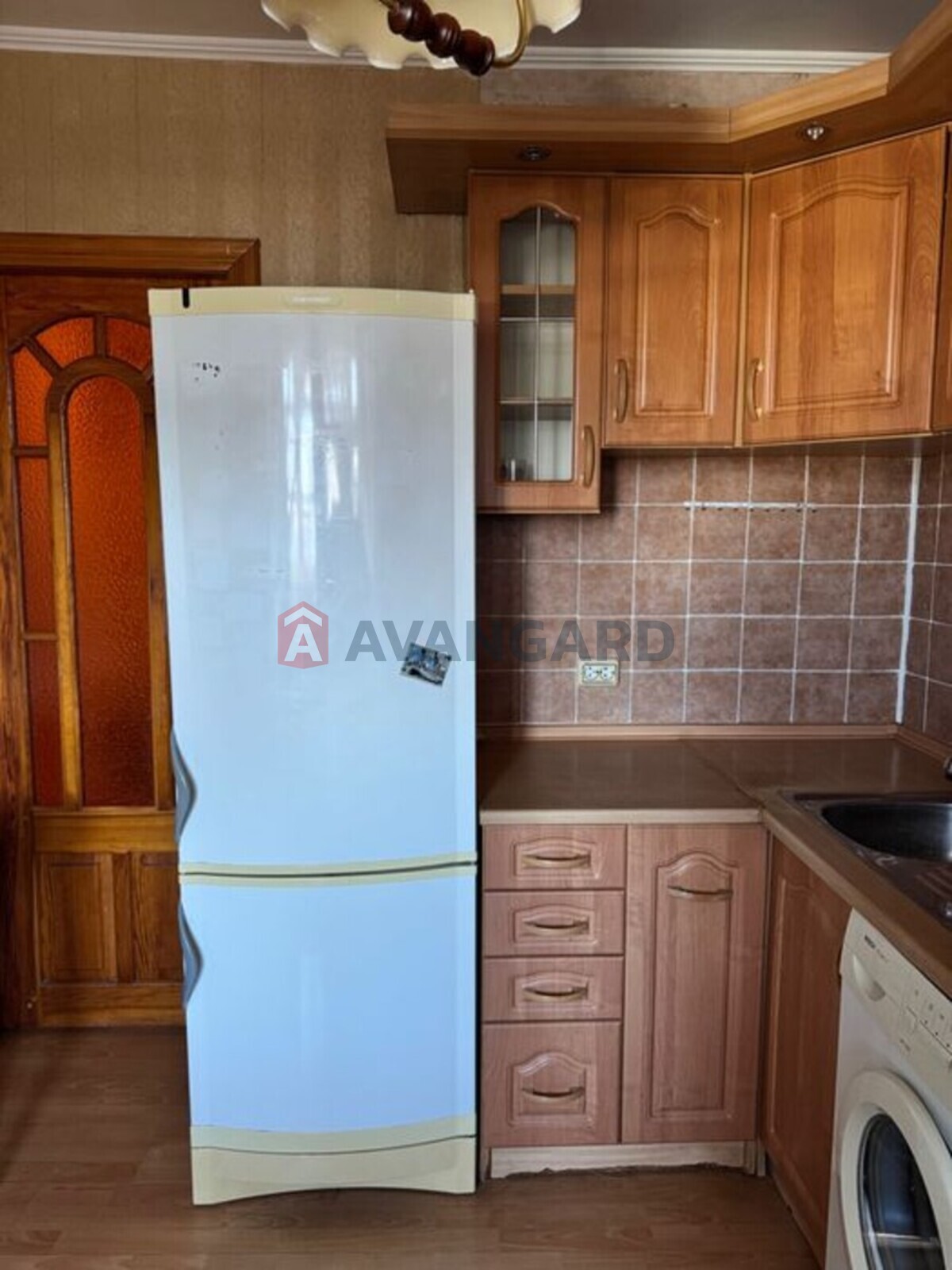 3 ��. ��������, 72/-/8 ��. �., 7/10 ������ ���� 2