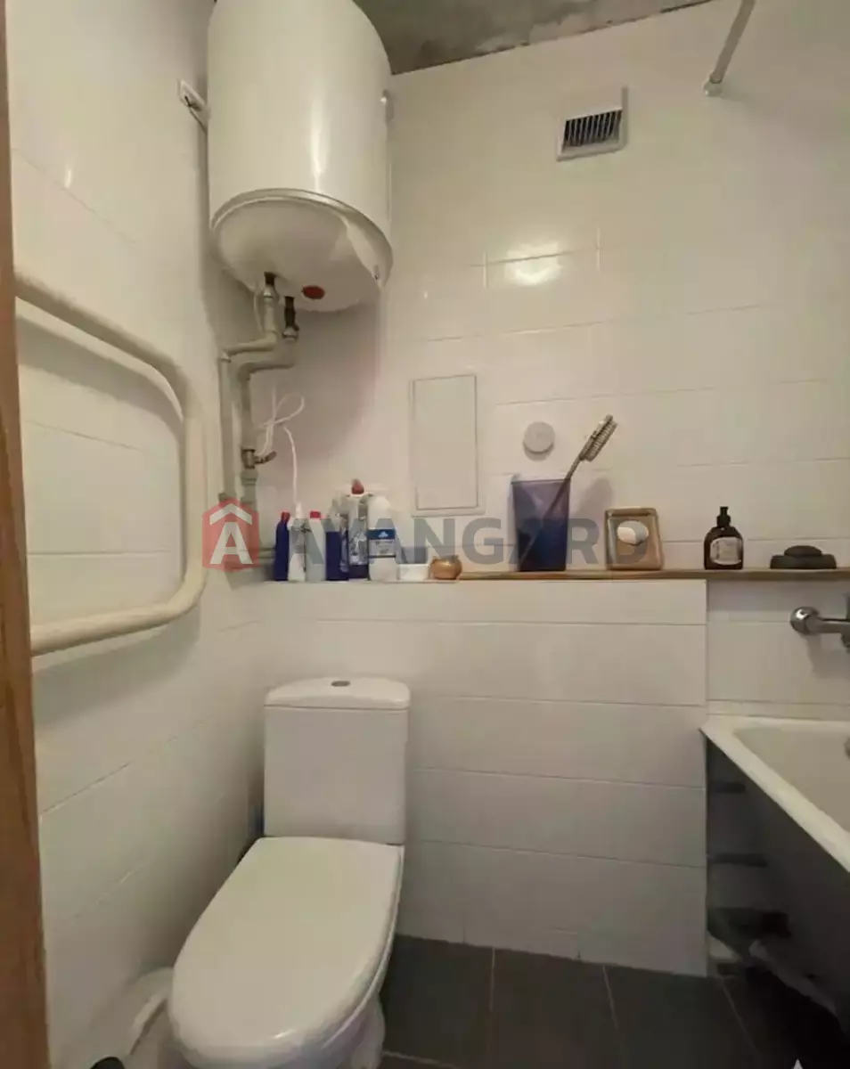 1 ��. ��������, 30/-/- ��. �., 1/9 ������ ���� 8