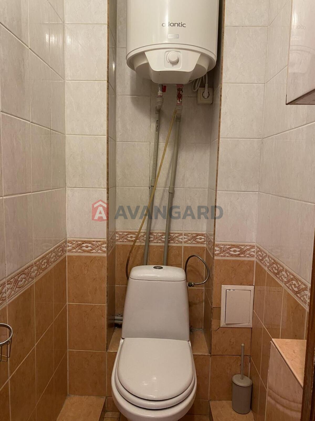 3 ��. ��������, 74/43/8 ��. �., 4/16 ������ ���� 5