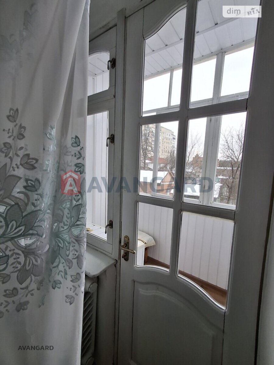 3 ��. ��������, 75/52/8 ��. �., 2/5 ������ ���� 7