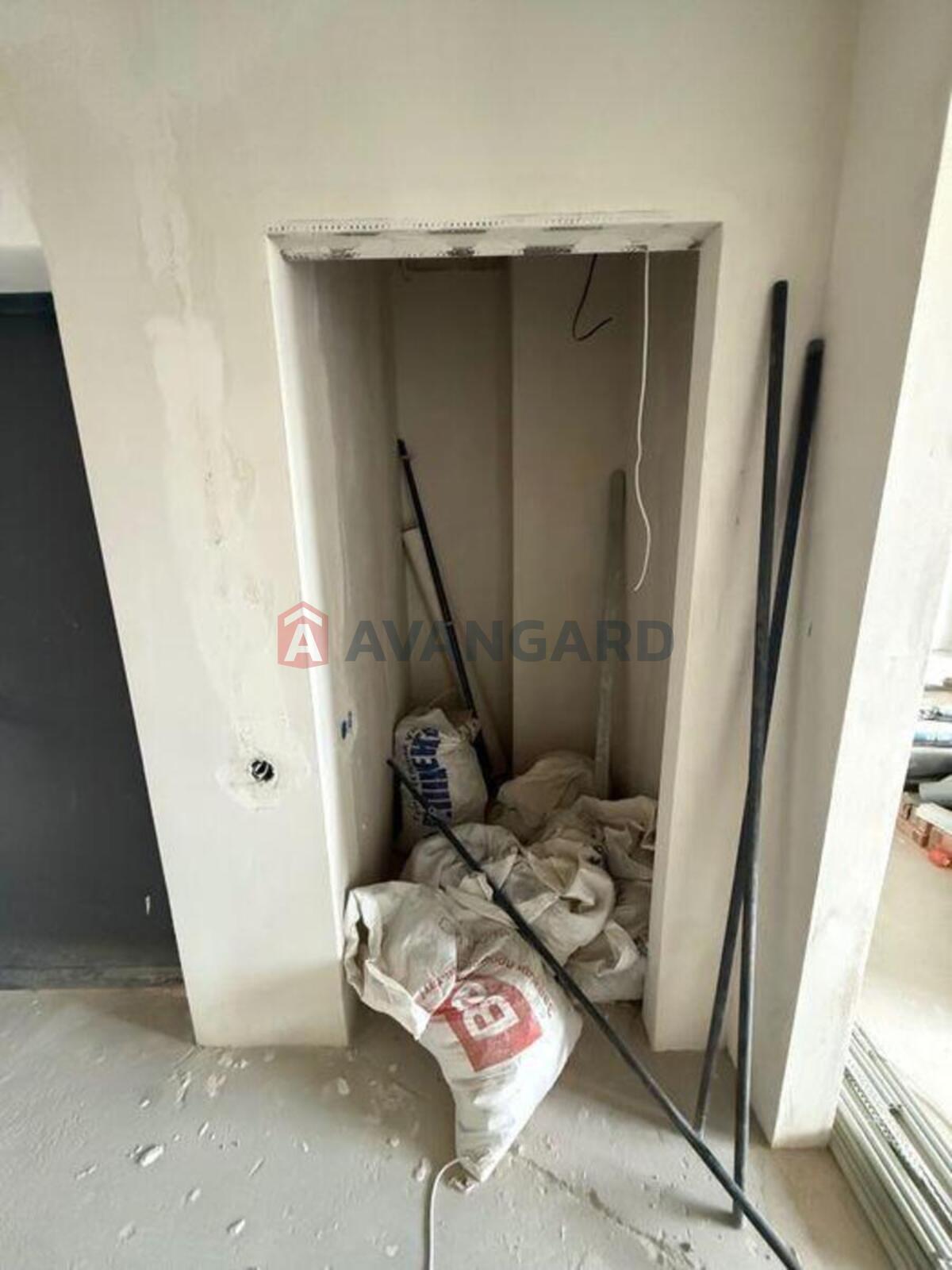 3 ��. ��������, 87/-/16 ��. �., 21/24 ������ ���� 6