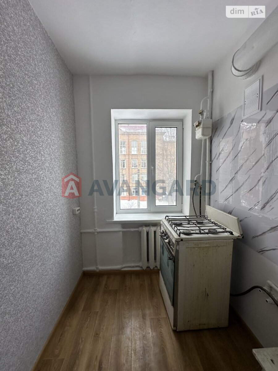 1 ��. ��������, 27/16/5 ��. �., 3/4 ������ ���� 7