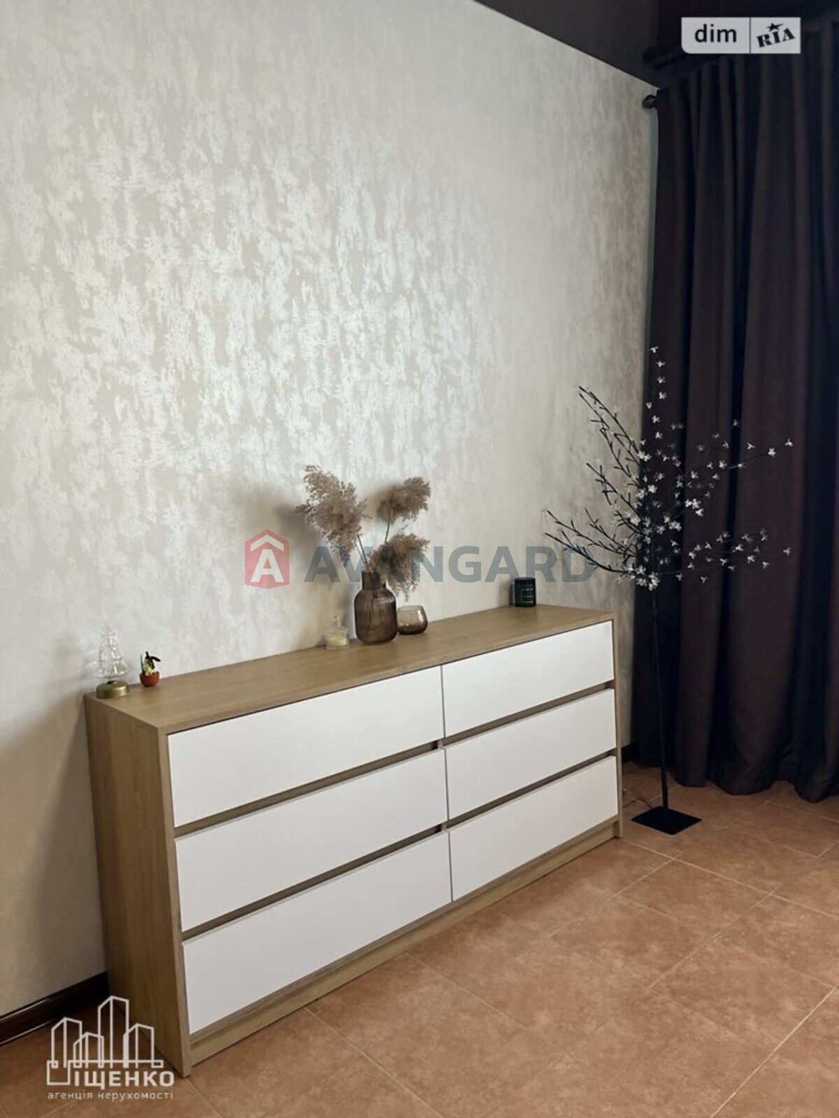 1 ��. ��������, 51/19/19 ��. �., 2/9 ������ ���� 6