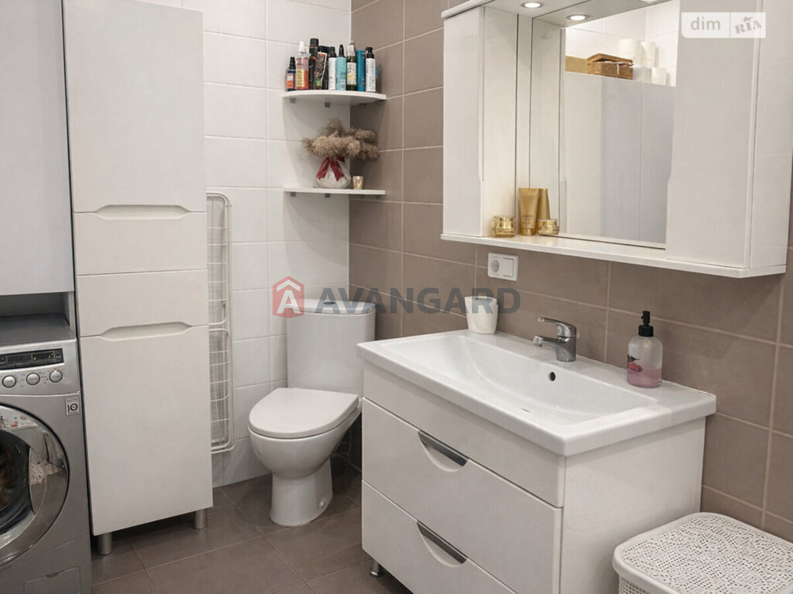 2 ��. ��������, 62/-/9 ��. �., 5/10 ������ ���� 3