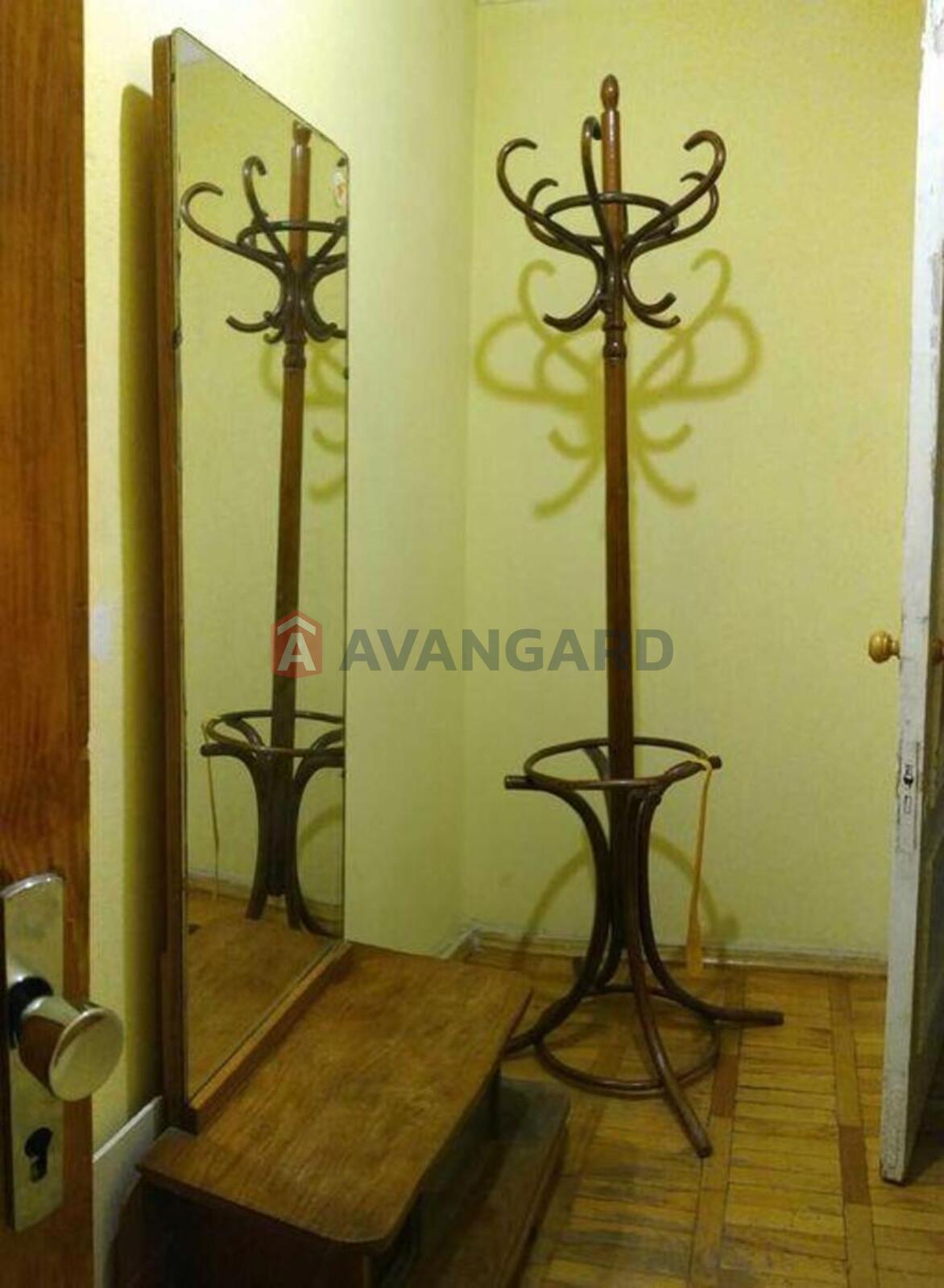 2 ��. ��������, 43/-/6 ��. �., 3/5 ������ ���� 3