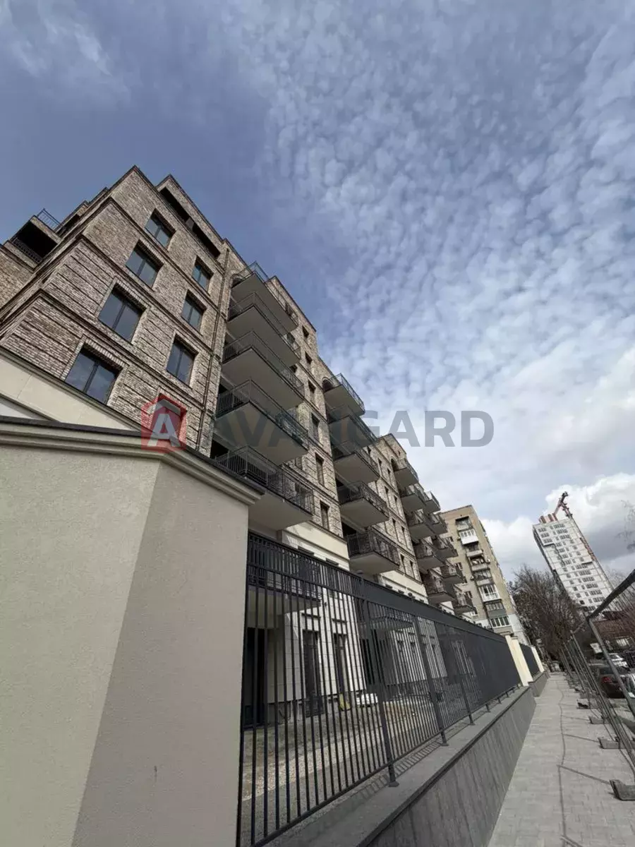 3 ��. ��������, 97/-/20 ��. �., 7/8 ������ ���� 1