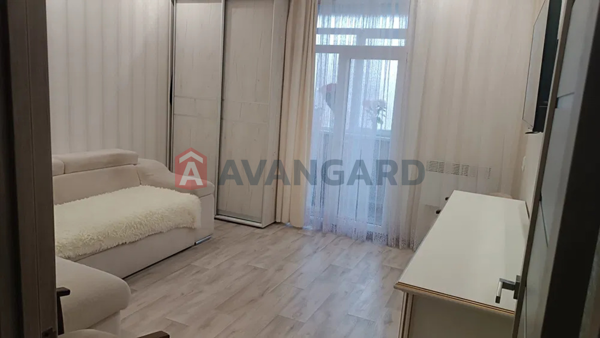 2 ��. ��������, 40/-/6 ��. �., 2/2 ������ ���� 4