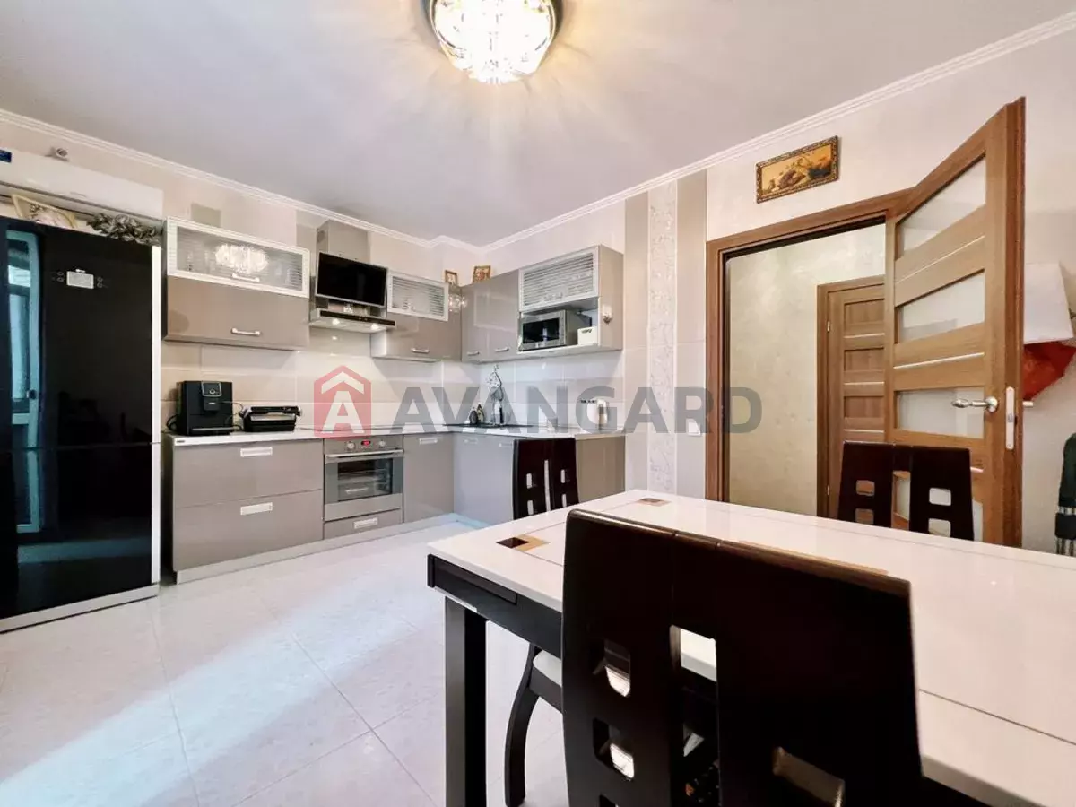 2 ��. ��������, 80/-/15 ��. �., 14/16 ������ ���� 10