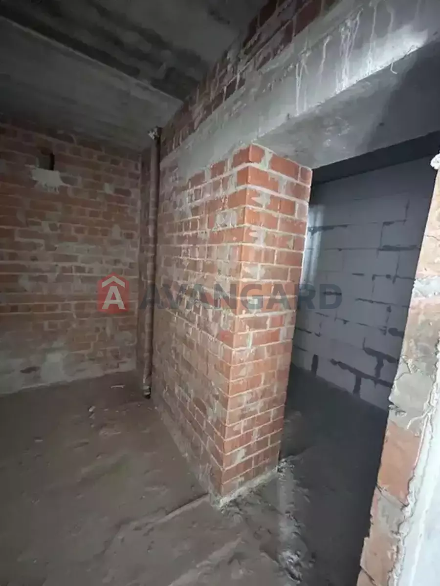 2 ��. ��������, 79/-/- ��. �., 7/10 ������ ���� 7