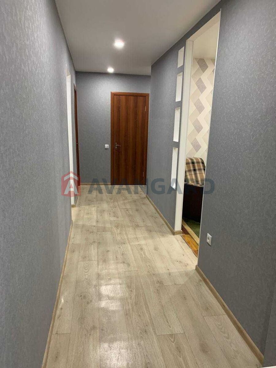 3 ��. ��������, 63/-/10 ��. �., 5/9 ������ ���� 17