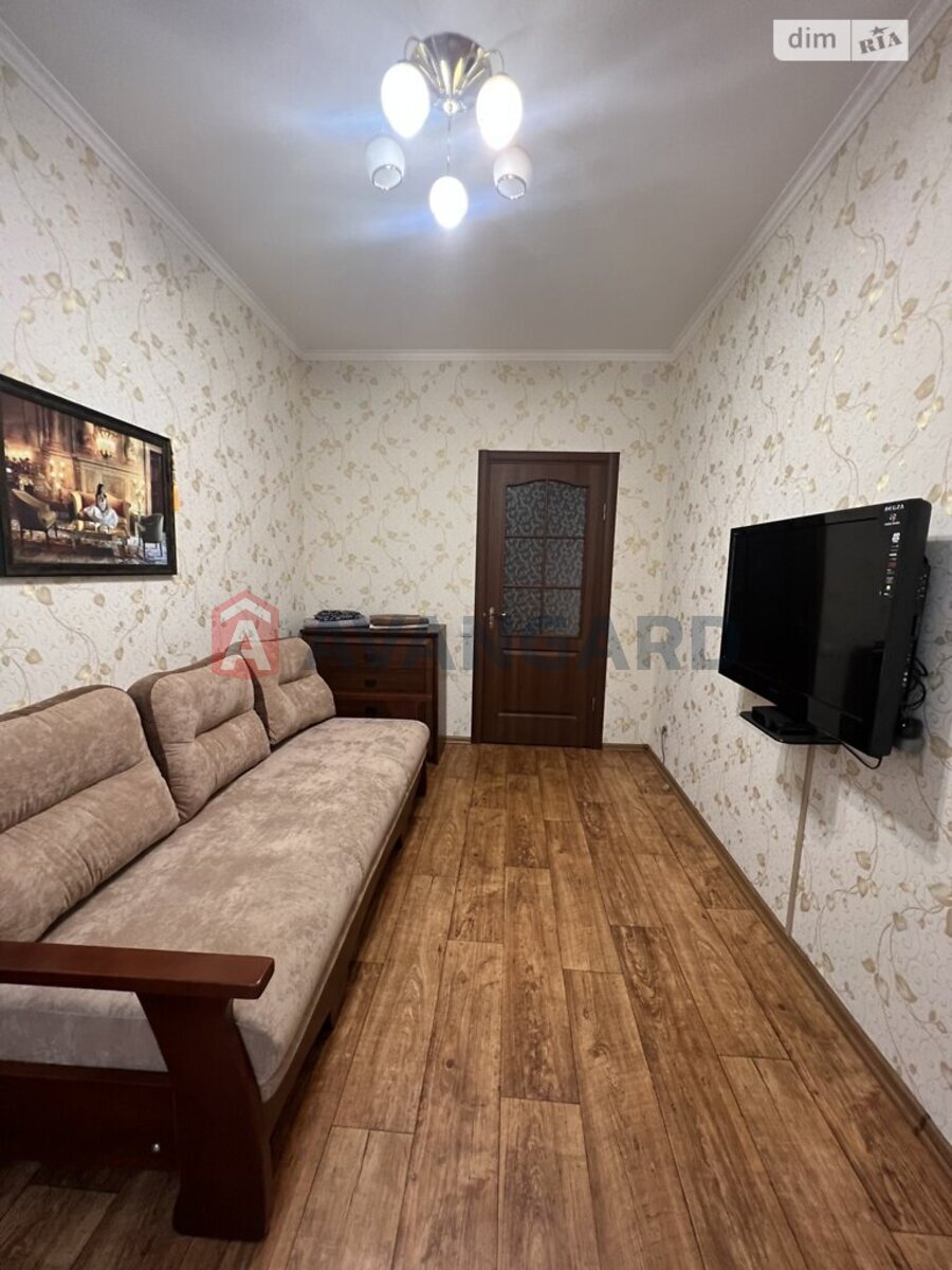 1 кім. квартира, 26/-/6 кв. м., 2/4 поверх фото 1 1 кім. квартира, 26/-/6 кв. м., 2/4 поверх фото 1