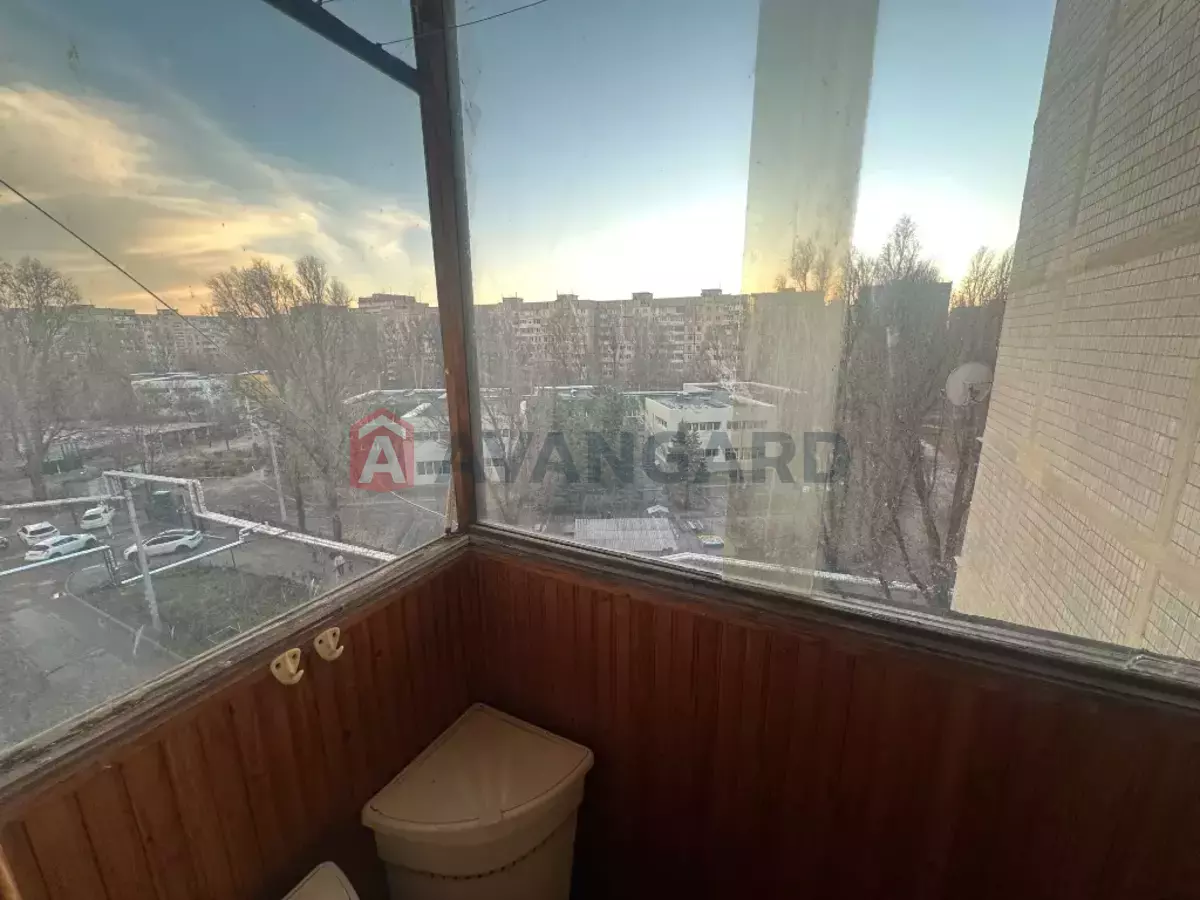 3 . , 72/-/9 . ., 6/9   10