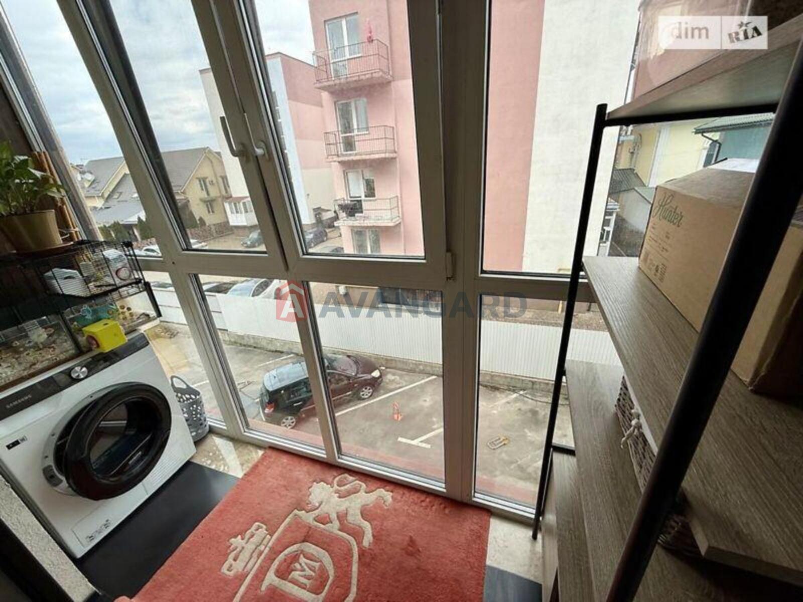 2 ��. ��������, 53/18/25 ��. �., 3/5 ������ ���� 21