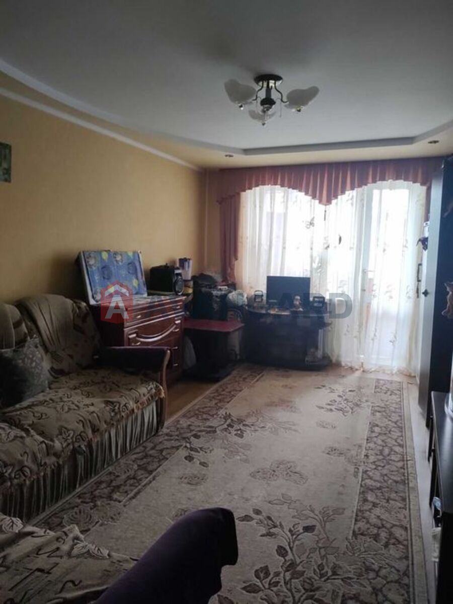 2 ��. ��������, 49/-/6 ��. �., 2/5 ������ ���� 7