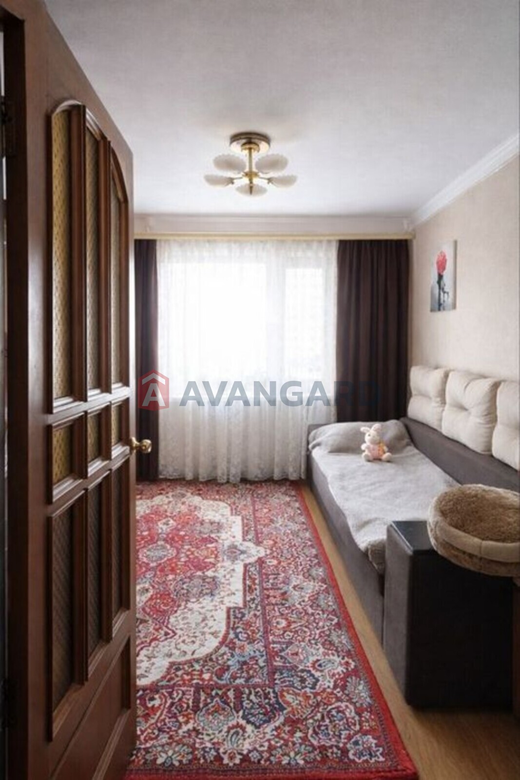 3 ��. ��������, 71/-/10 ��. �., 8/9 ������ ���� 7