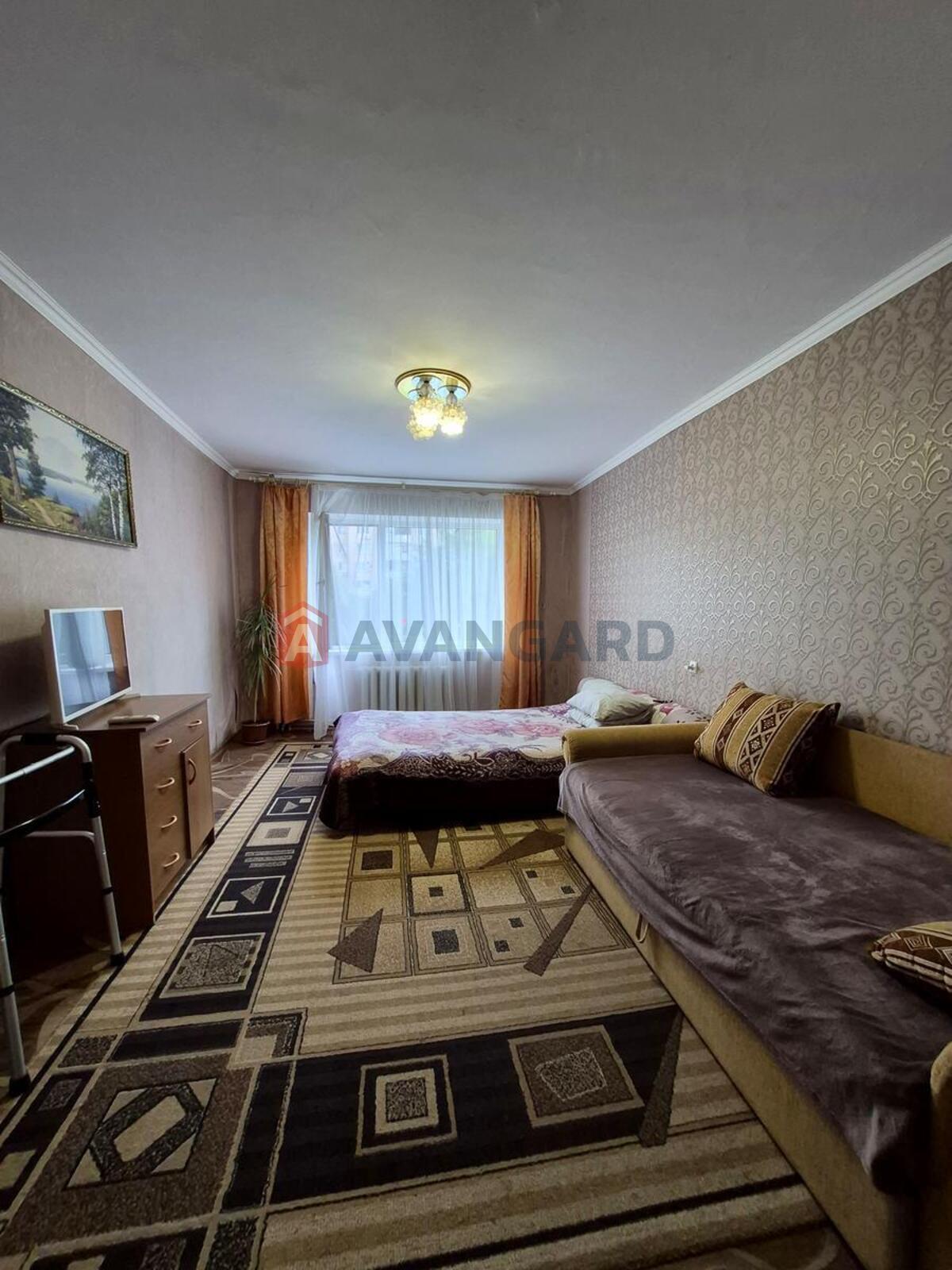 3 ����. ��������, 64/35/10 ��. �., 2/9 ���� ���� 9