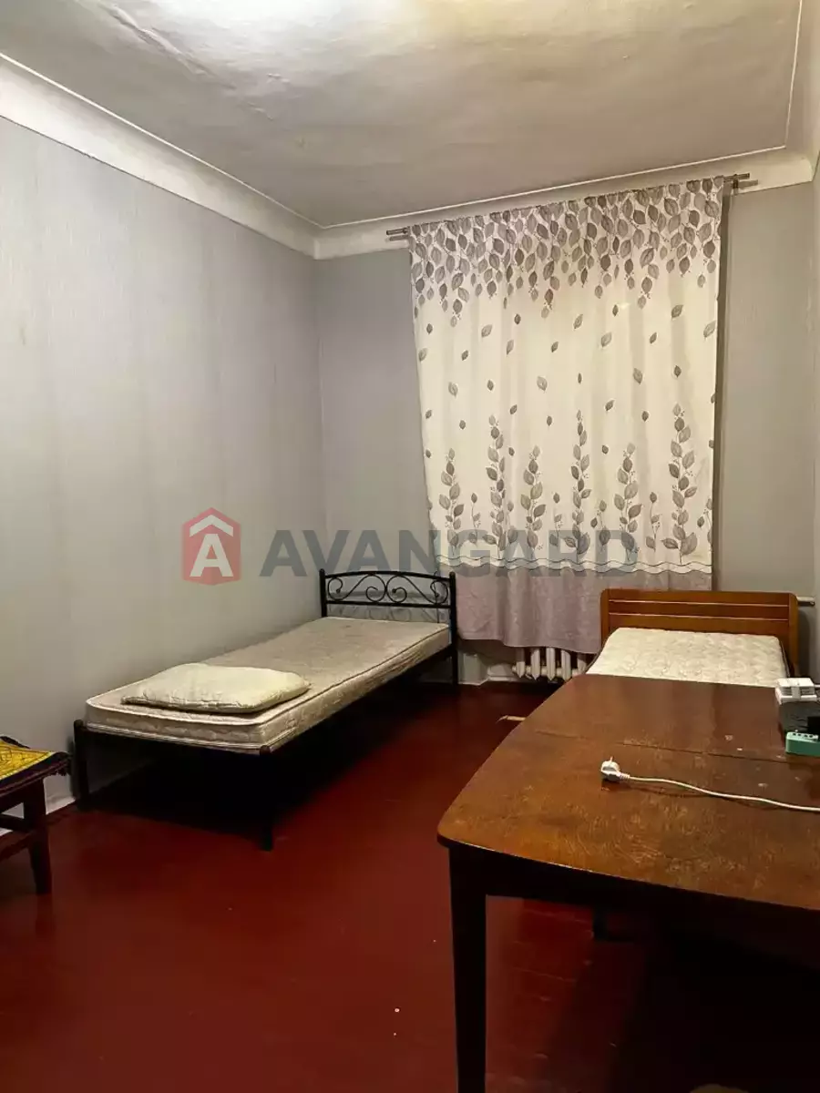 2 ��. ��������, 46/30/5 ��. �., 2/2 ������ ���� 12