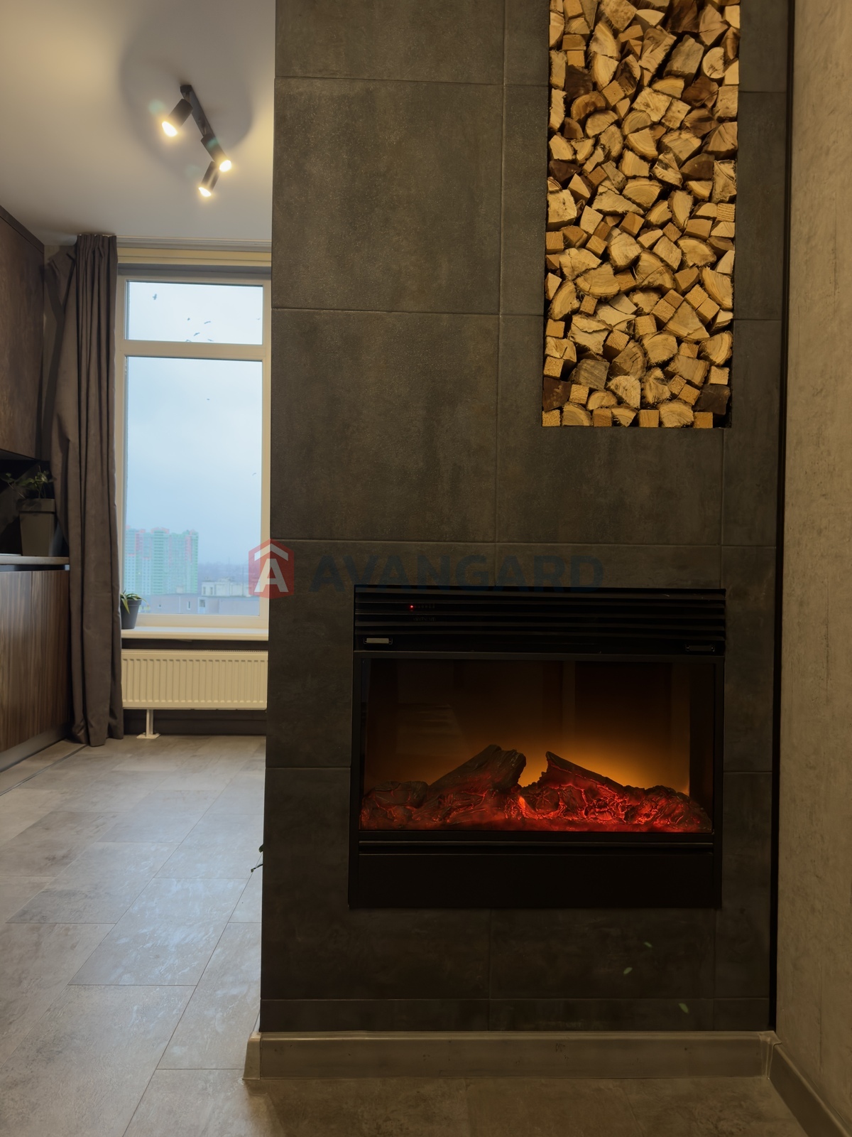 3 ��. ��������, 94/60/8 ��. �., 18/25 ������ ���� 1