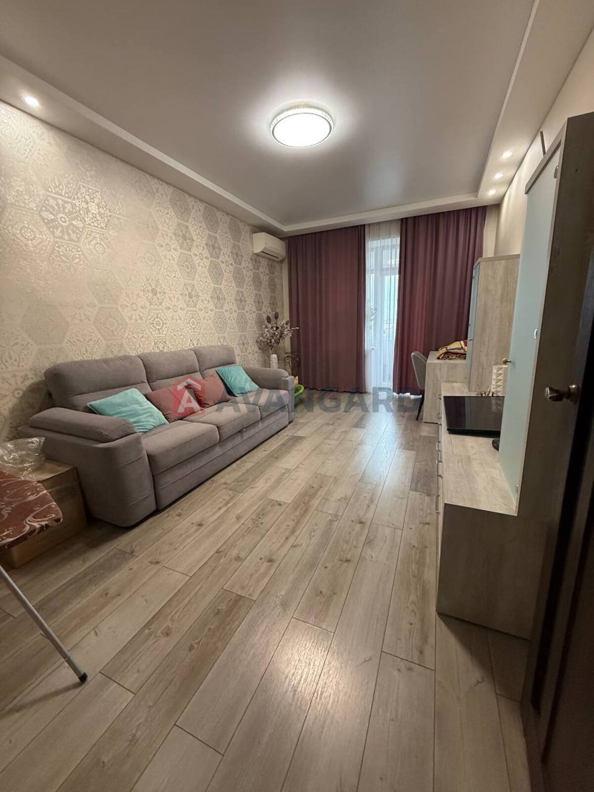 2 ��. ��������, 54/35/8 ��. �., 5/5 ������ ���� 13