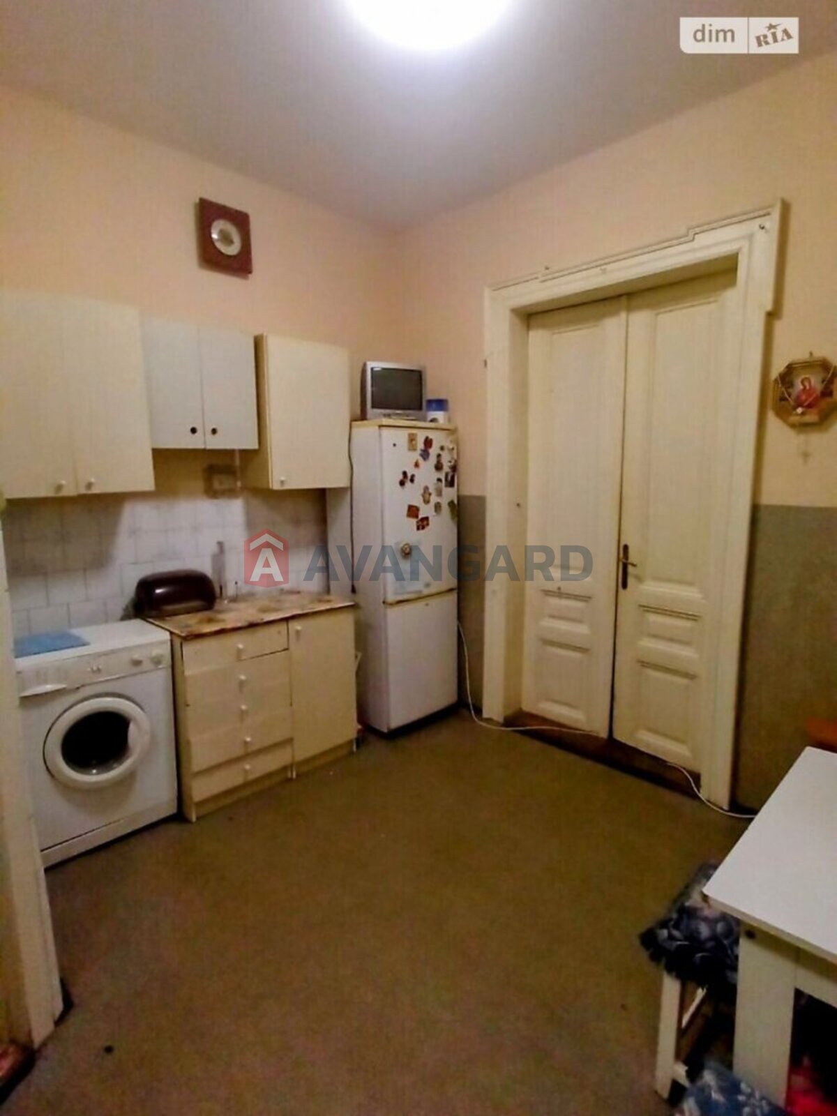 2 ����. ��������, 42/25/10 ��. �., 1/3 ���� ���� 10