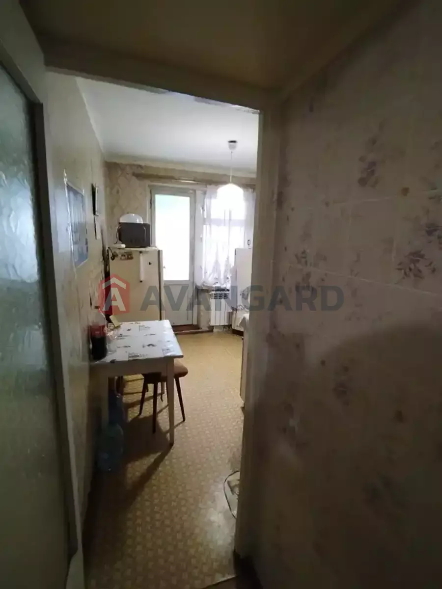 1 ��. ��������, 39/18/7 ��. �., 2/12 ������ ���� 4