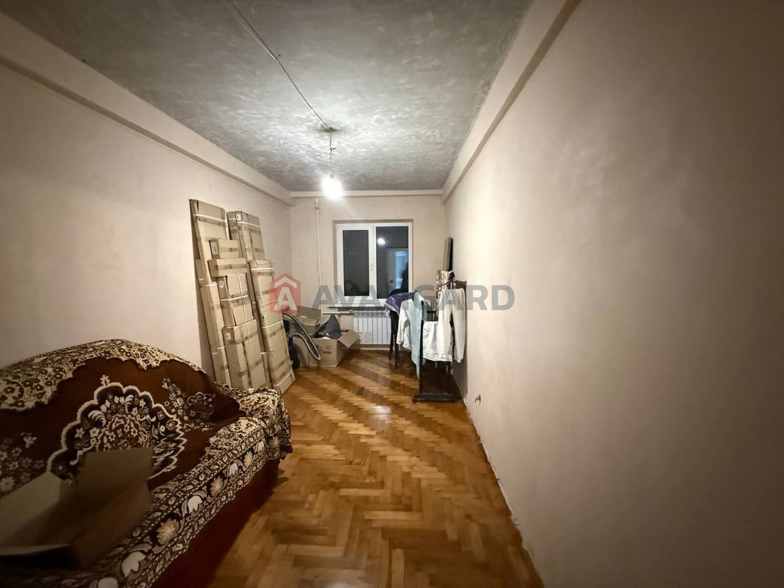 3 ����. ��������, 54/30/7 ��. �., 3/5 ���� ���� 14