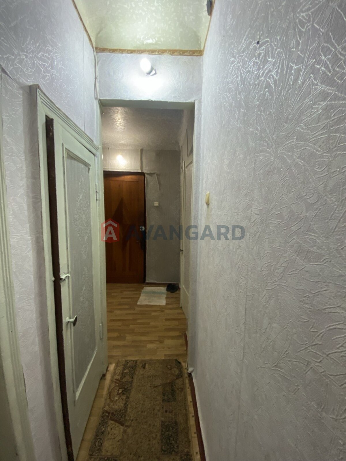 2 ��. ��������, 50/-/6 ��. �., 2/2 ������ ���� 10