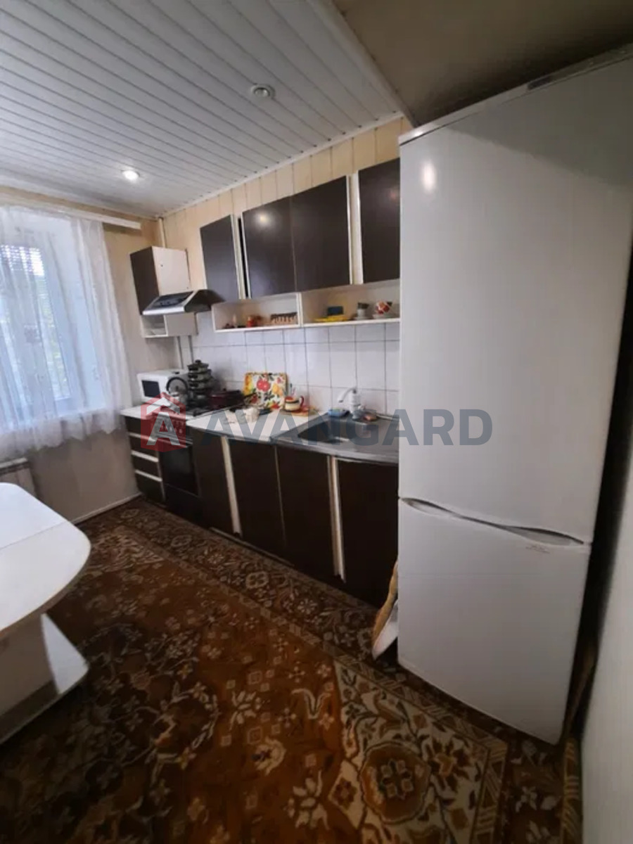 3 ����. ��������, 61/-/9 ��. �., 3/9 ���� ���� 1