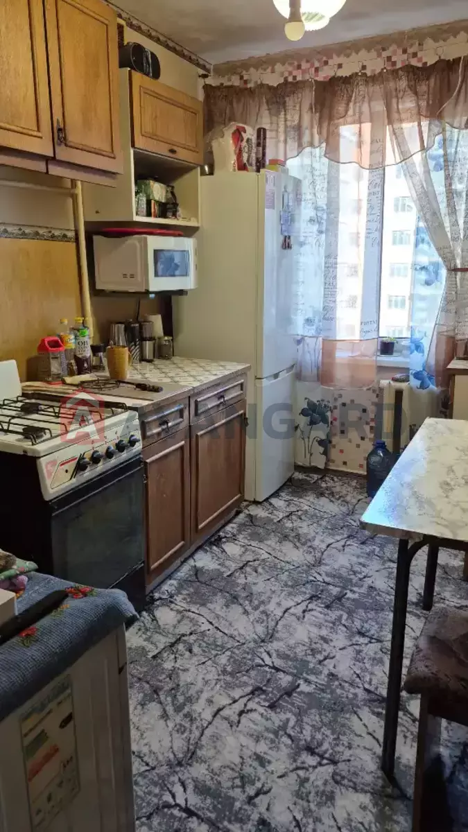 2 ��. ��������, 48/-/7 ��. �., 5/9 ������ ���� 3
