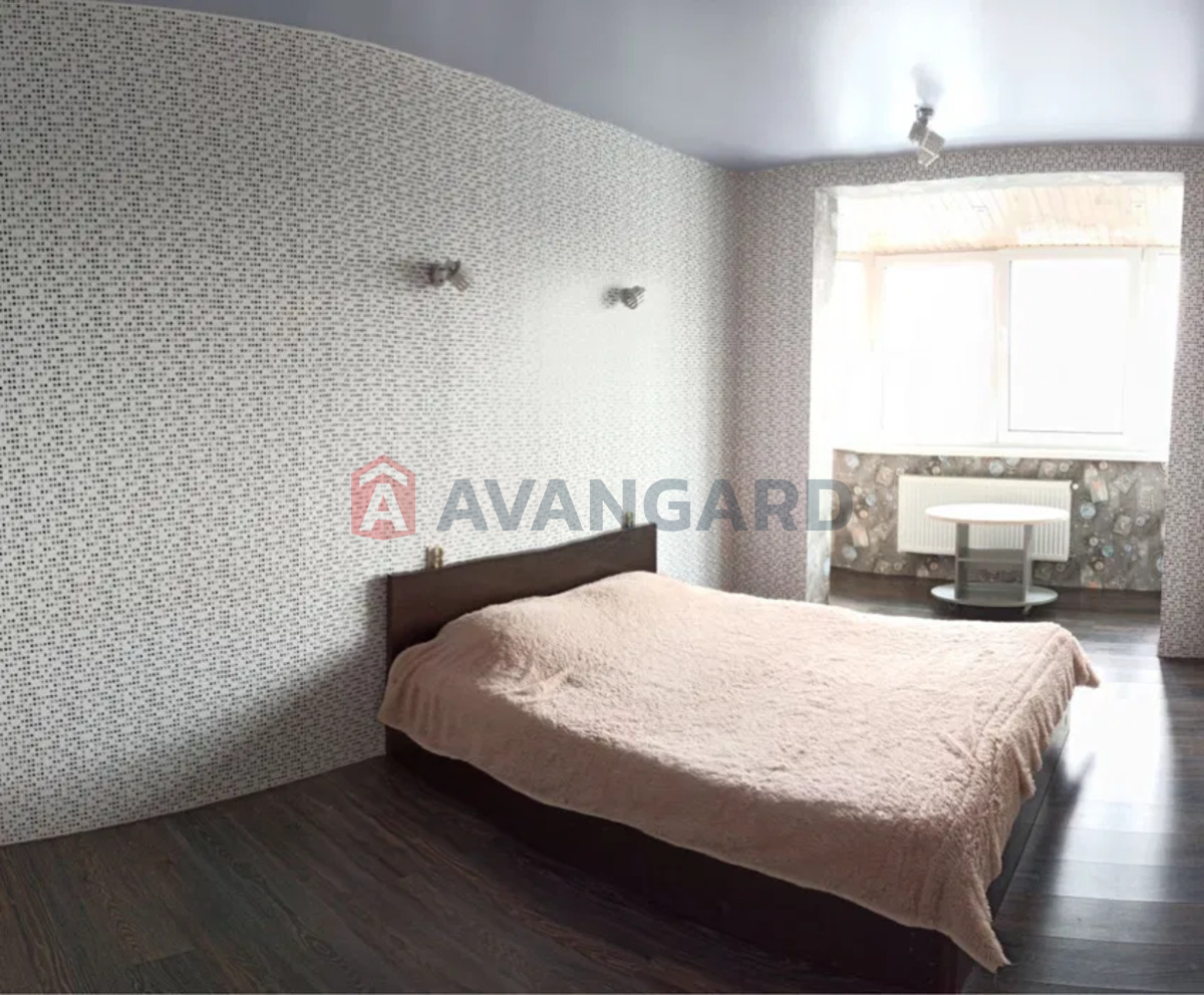 1 ��. ��������, 39/-/12 ��. �., 5/5 ������ ���� 1