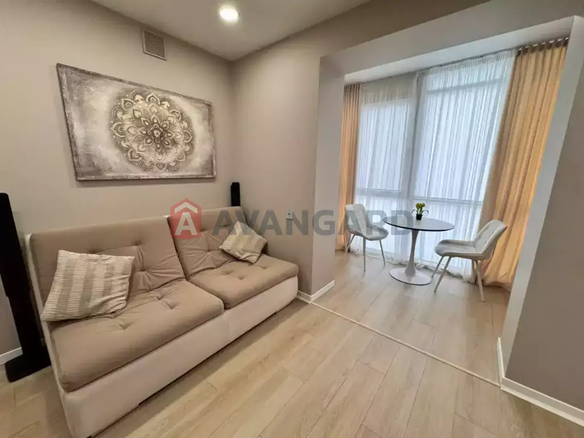 1 ����. ��������, 48/-/17 ��. �., 11/12 ���� ���� 3