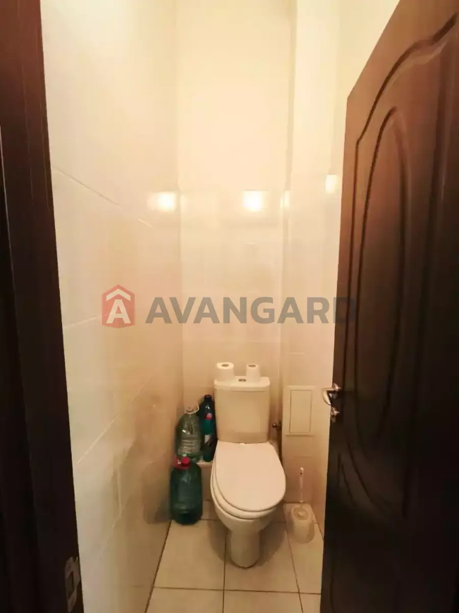 1 ��. ��������, 37/17/7 ��. �., 2/4 ������ ���� 7