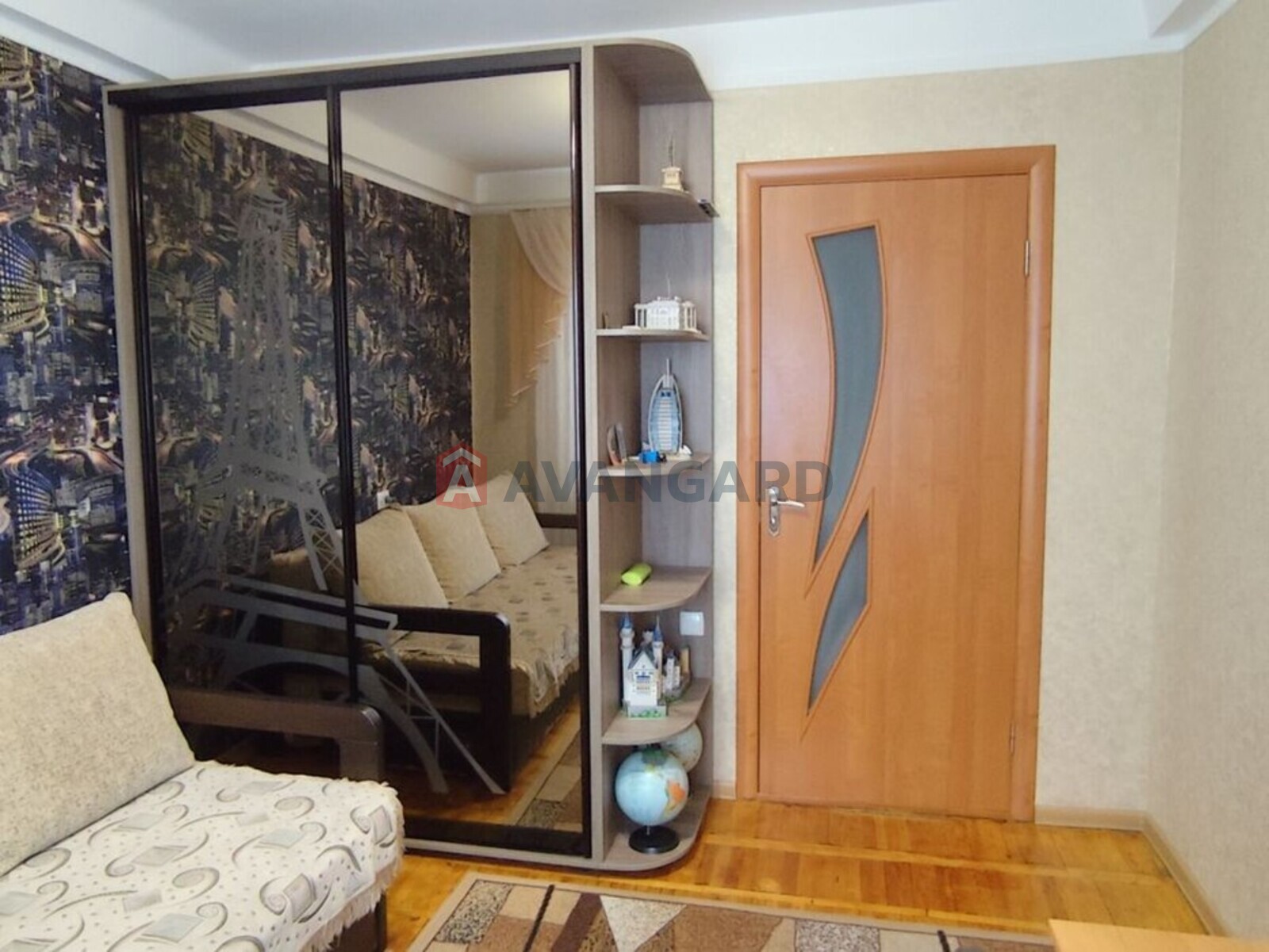 3 ��. ��������, 68/-/7 ��. �., 7/9 ������ ���� 12