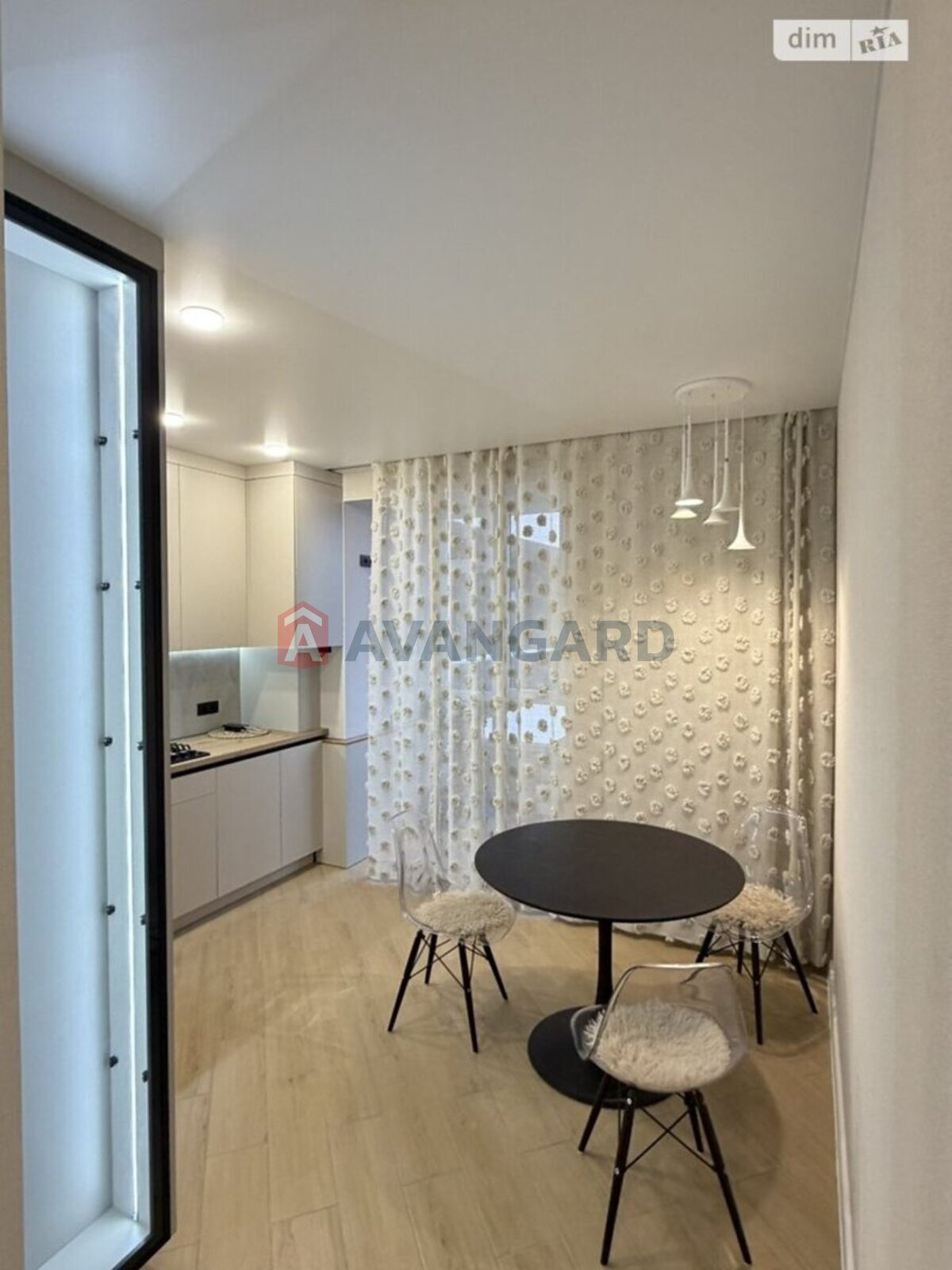 1 ��. ��������, 49/22/16 ��. �., 8/10 ������ ���� 6