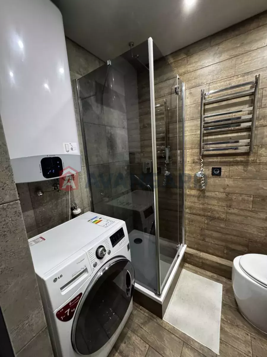 3 . , 63/-/7 . ., 7/9   5