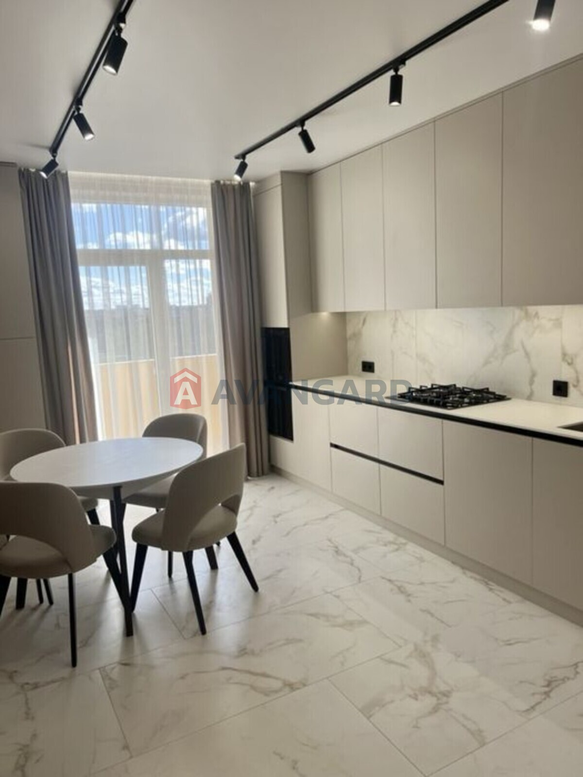 2 ����. ��������, 68/30/13 ��. �., 6/10 ���� ���� 1