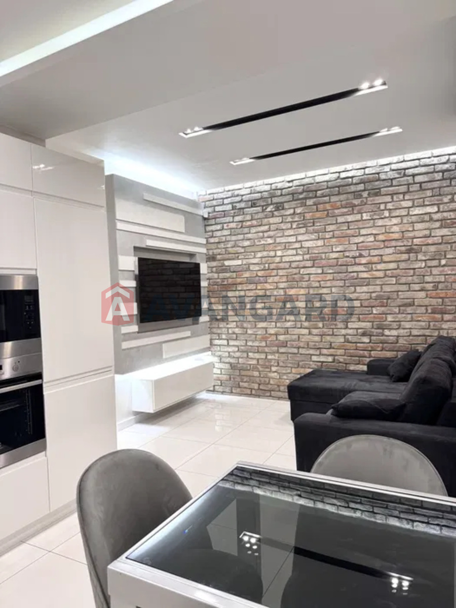 2 кім. квартира, 47/-/20 кв. м., 1/2 поверх фото 2 2 кім. квартира, 47/-/20 кв. м., 1/2 поверх фото 2