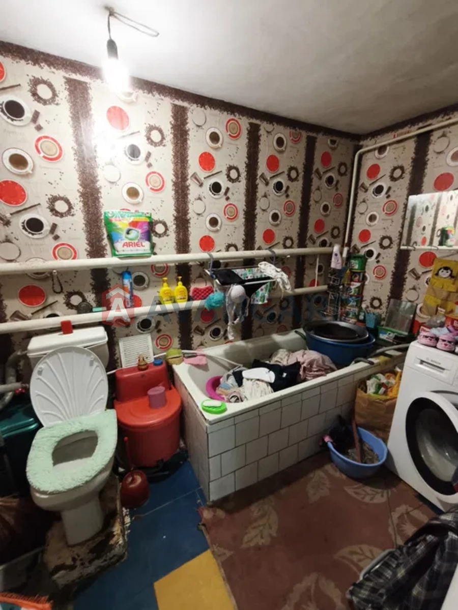 7 ��. ��������, 150/-/- ��. �., 2/2 ������ ���� 21