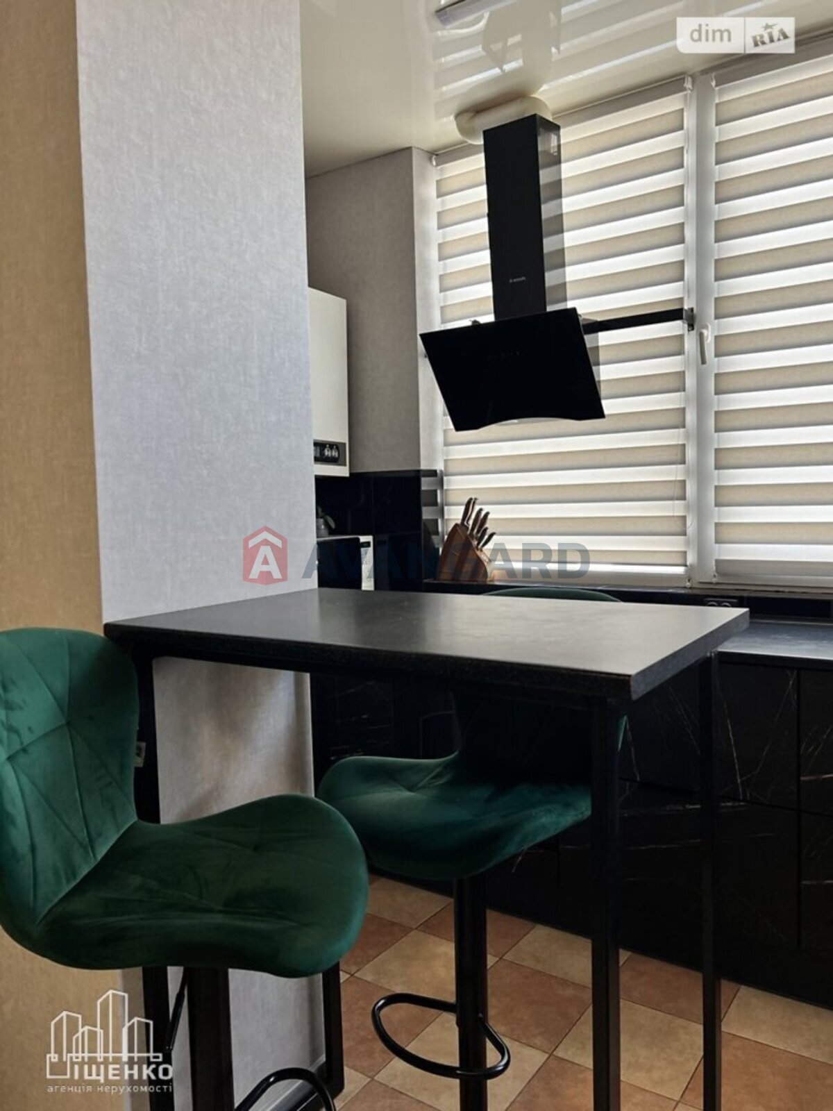 1 ��. ��������, 51/19/19 ��. �., 2/9 ������ ���� 12