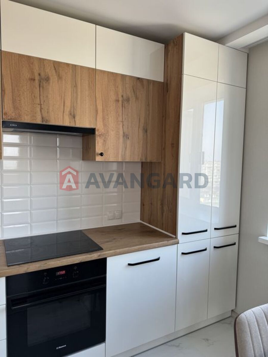 2 ��. ��������, 50/-/15 ��. �., 10/14 ������ ���� 14