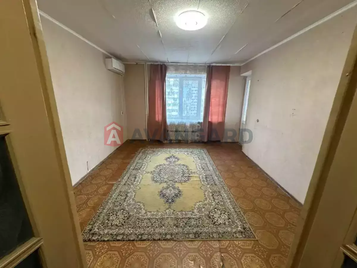 2 ��. ��������, 50/29/8 ��. �., 8/10 ������ ���� 9