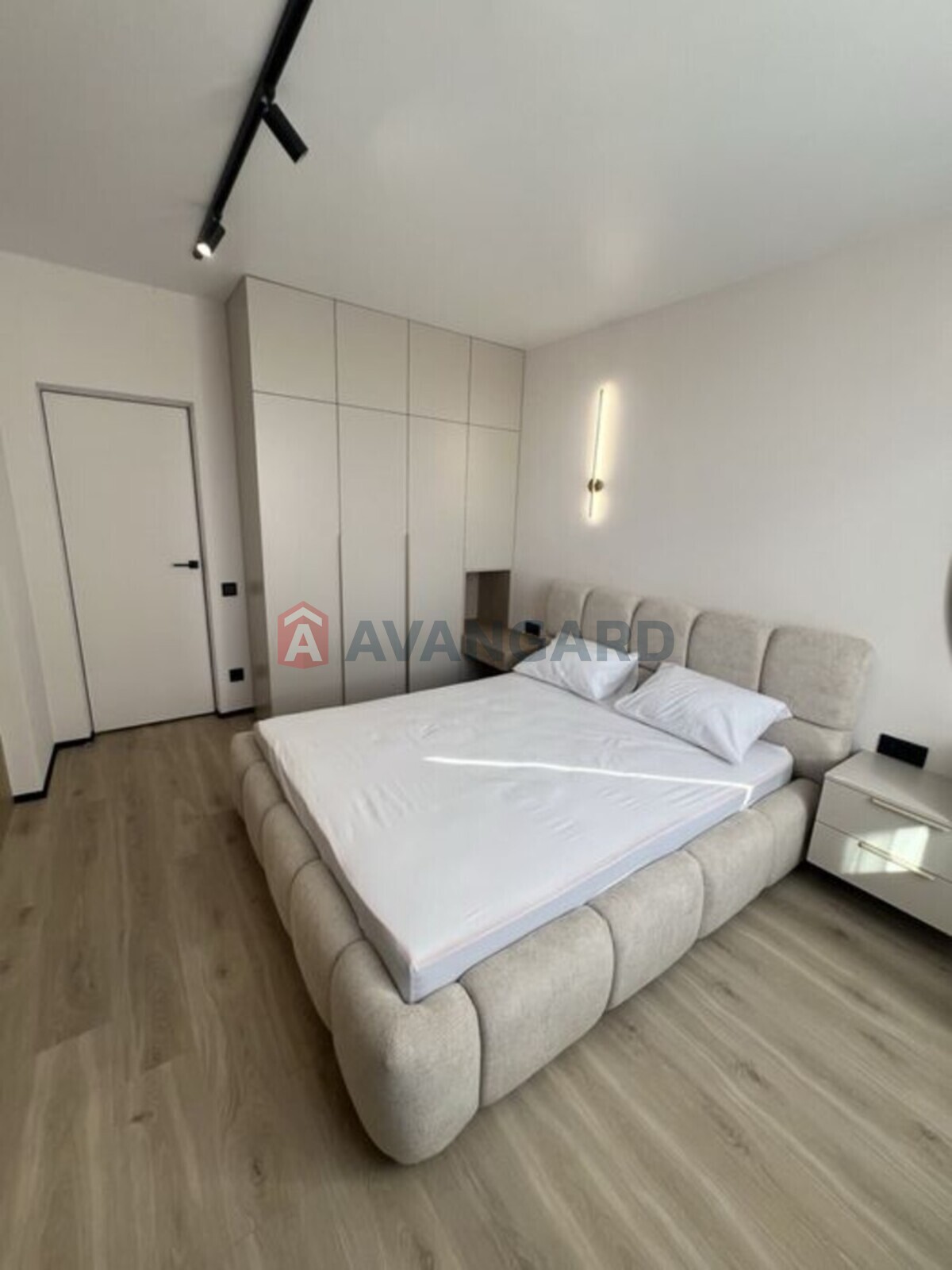 2 ����. ��������, 68/30/13 ��. �., 6/10 ���� ���� 6