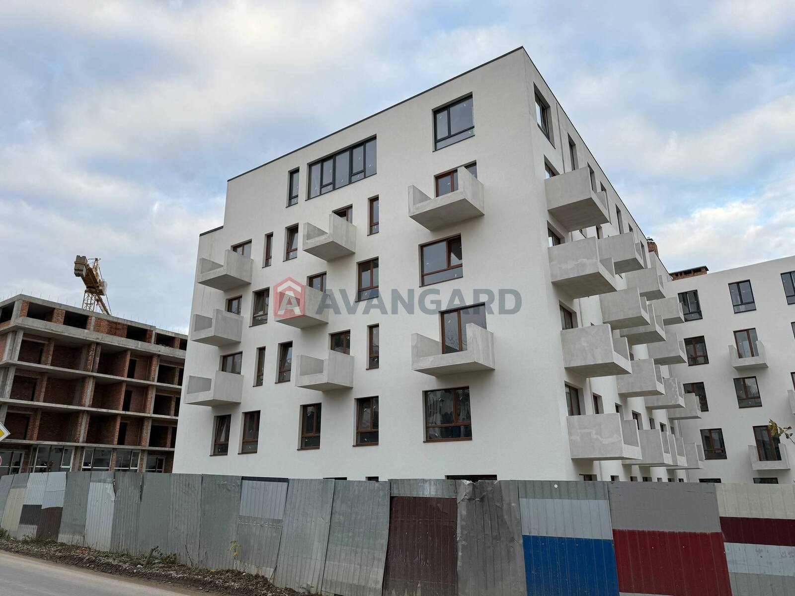 2 ����. ��������, 63,31/22,74/21,55 ��. �., 2/6 ���� ���� 1