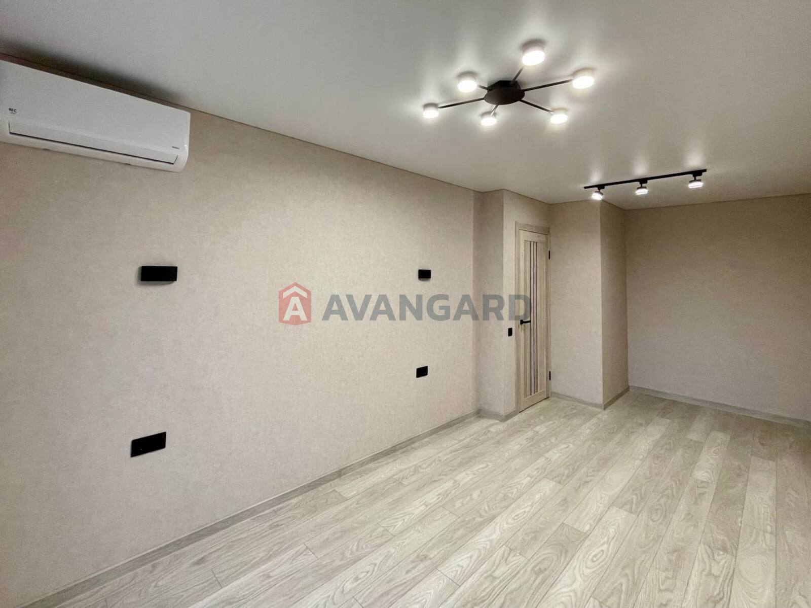 1 ����. ��������, 41/-/17 ��. �., 3/10 ���� ���� 7