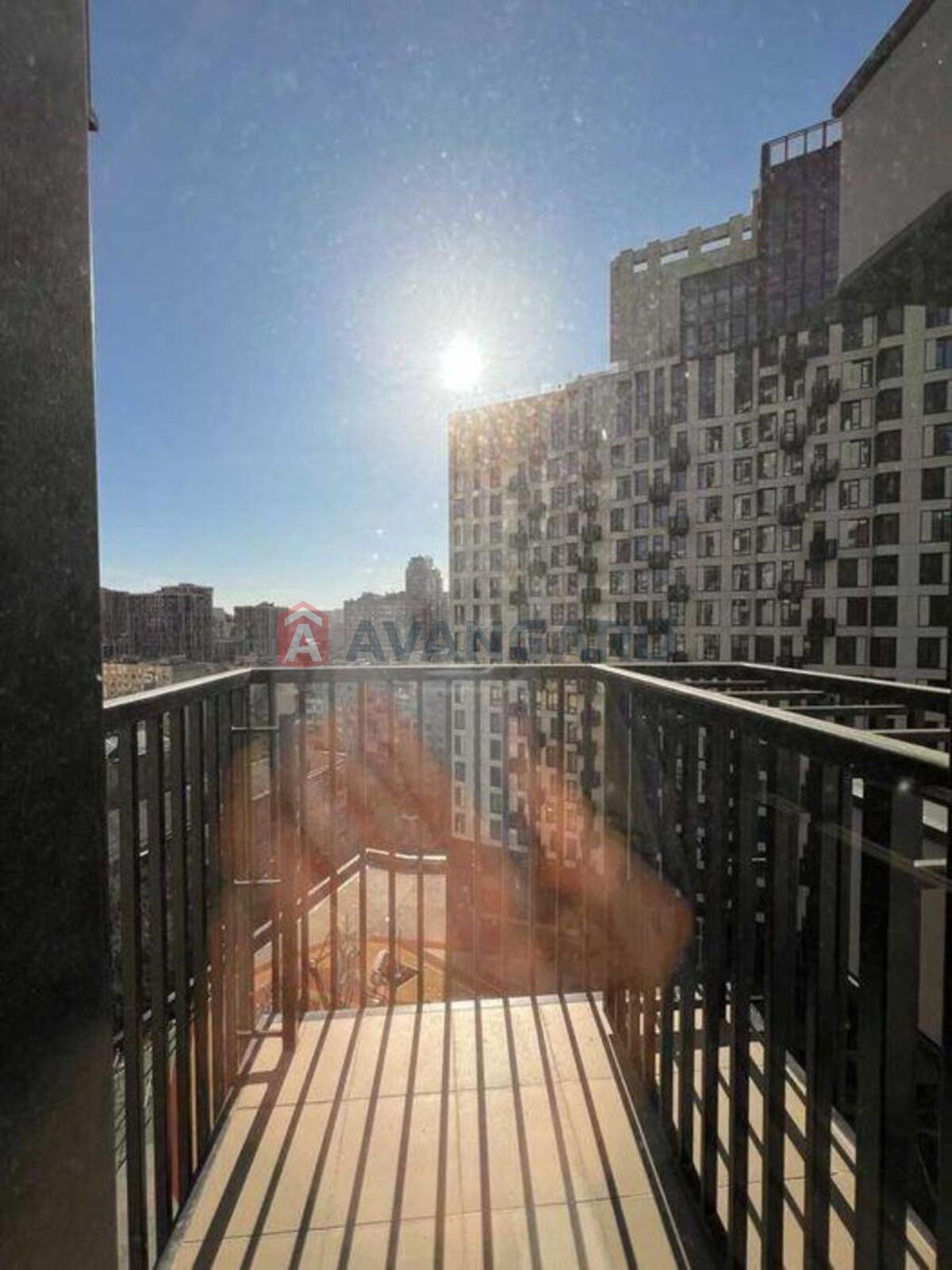 3 ��. ��������, 88/-/32 ��. �., 10/25 ������ ���� 8