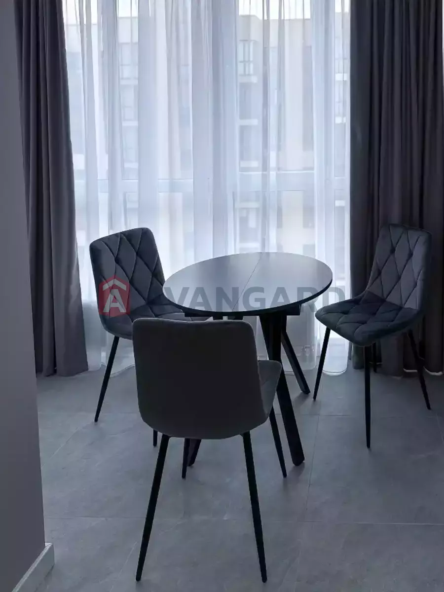 2 ��. ��������, 45/-/- ��. �., 9/10 ������ ���� 9