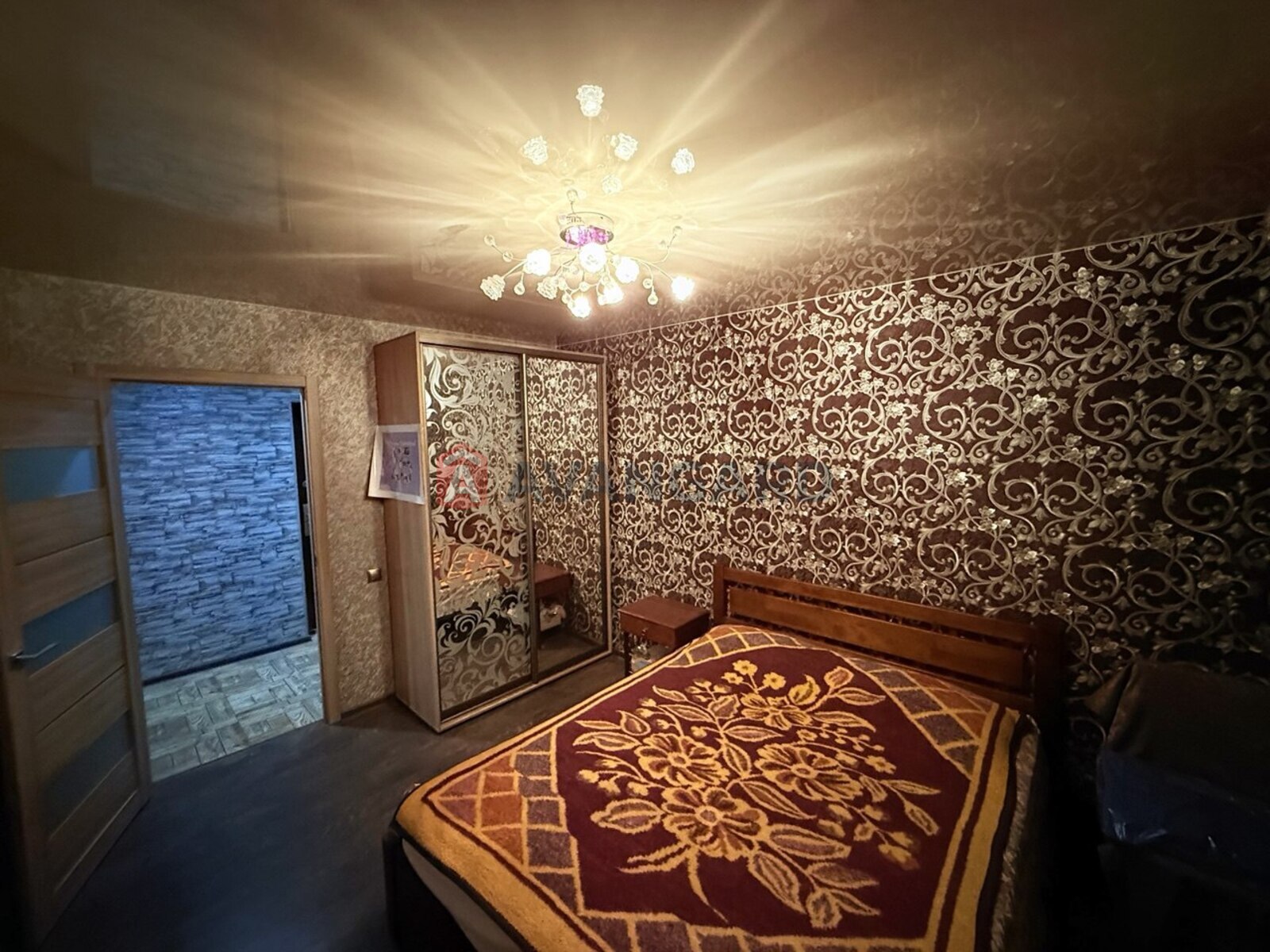 2 ��. ��������, 51/35/8 ��. �., 2/9 ������ ���� 14