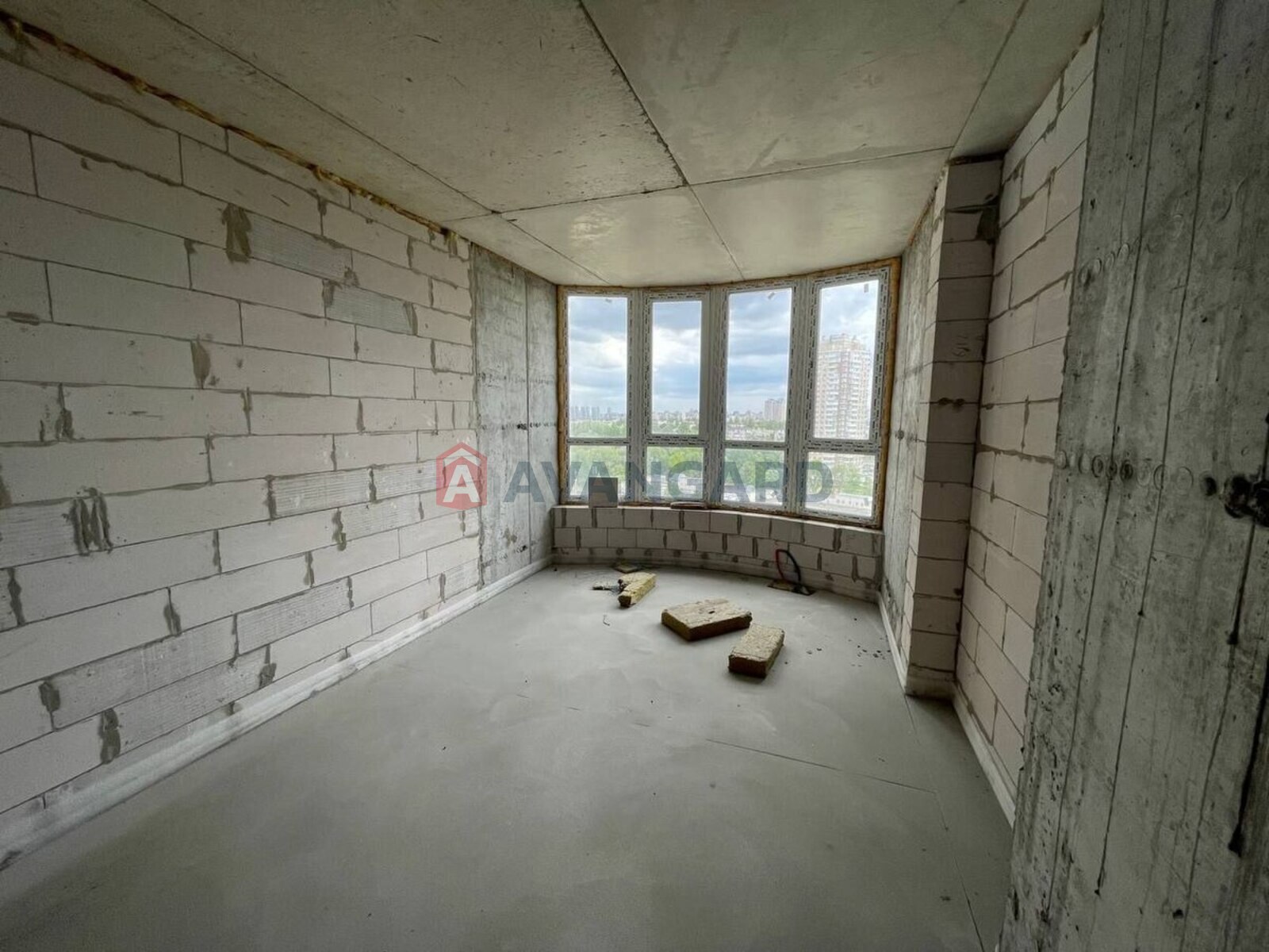 1 ��. ��������, 40/15/9 ��. �., 16/26 ������ ���� 4